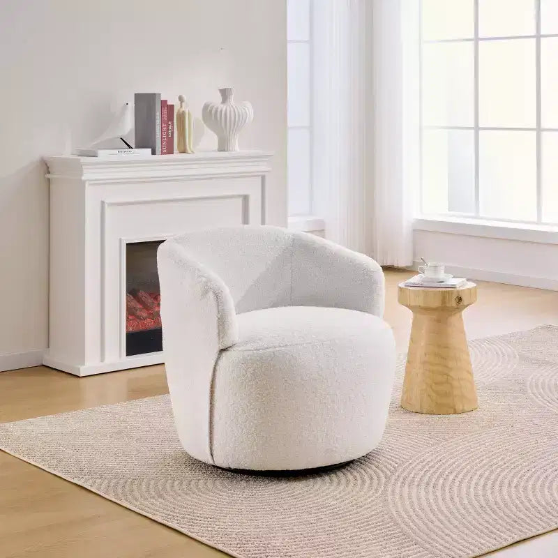Poltrona girevole Teddy con rivestimento in tessuto e schienale ergonomico per soggiorno