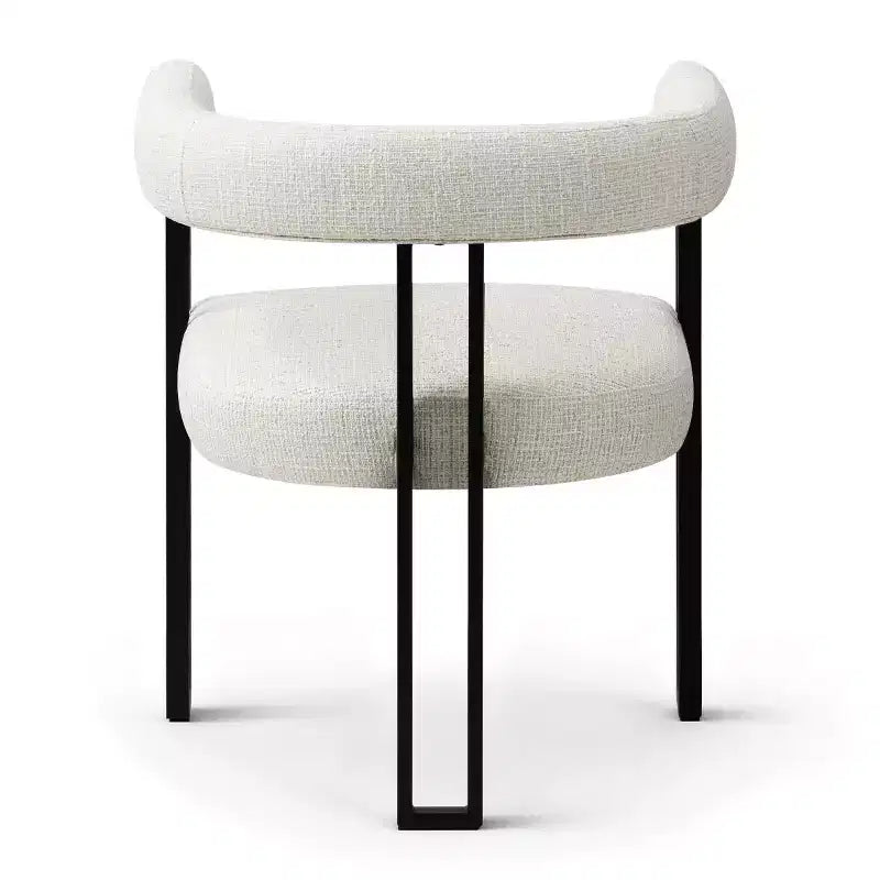 Set di 4 sedie da pranzo moderne imbottite con braccioli, schienale curvo e gambe in metallo nero