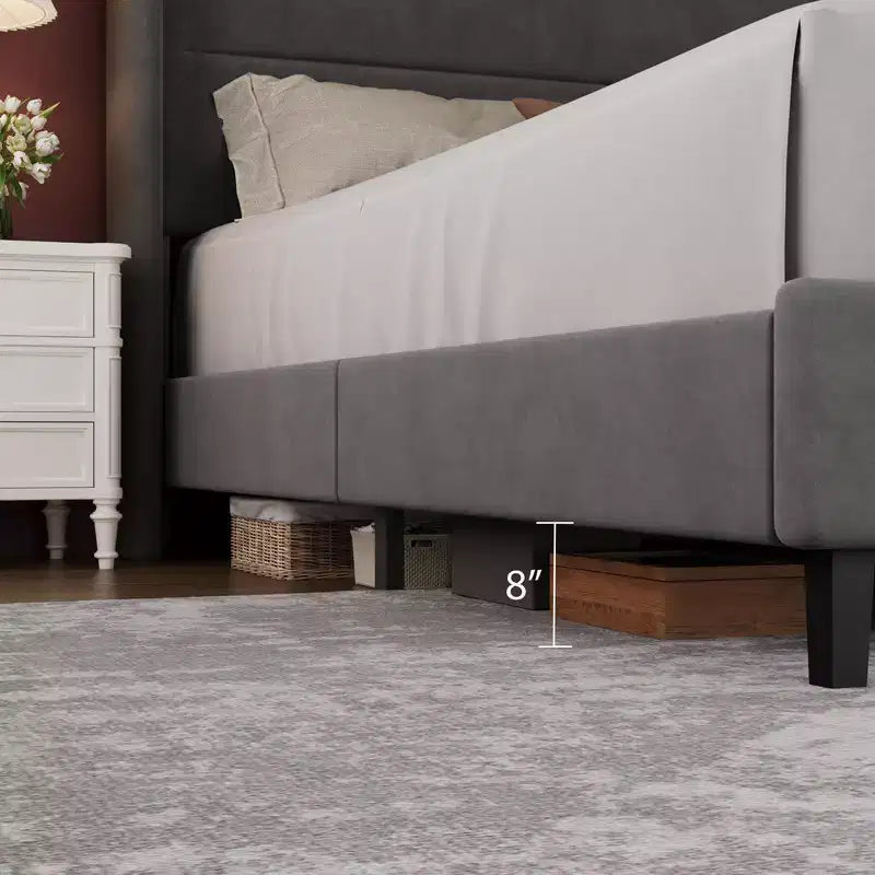 Struttura Letto a Piattaforma in Velluto con Testiera Trapuntata con Ali, Doghe in Legno, Nessun Box Spring Necessario