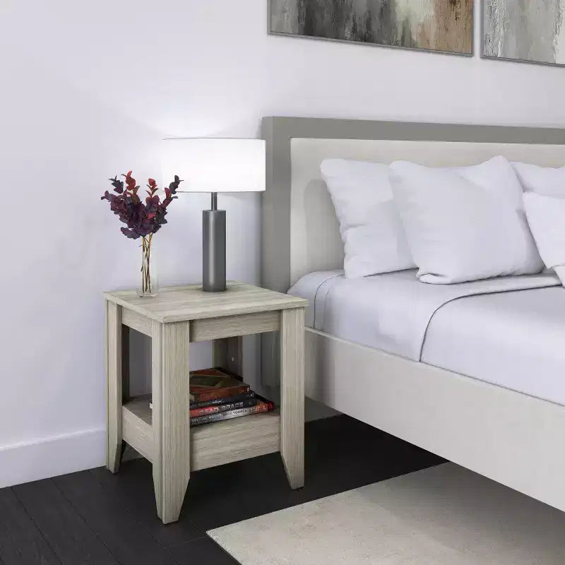 Comodino classico con cassetto e ripiano, comodino in legno massello per la camera da letto