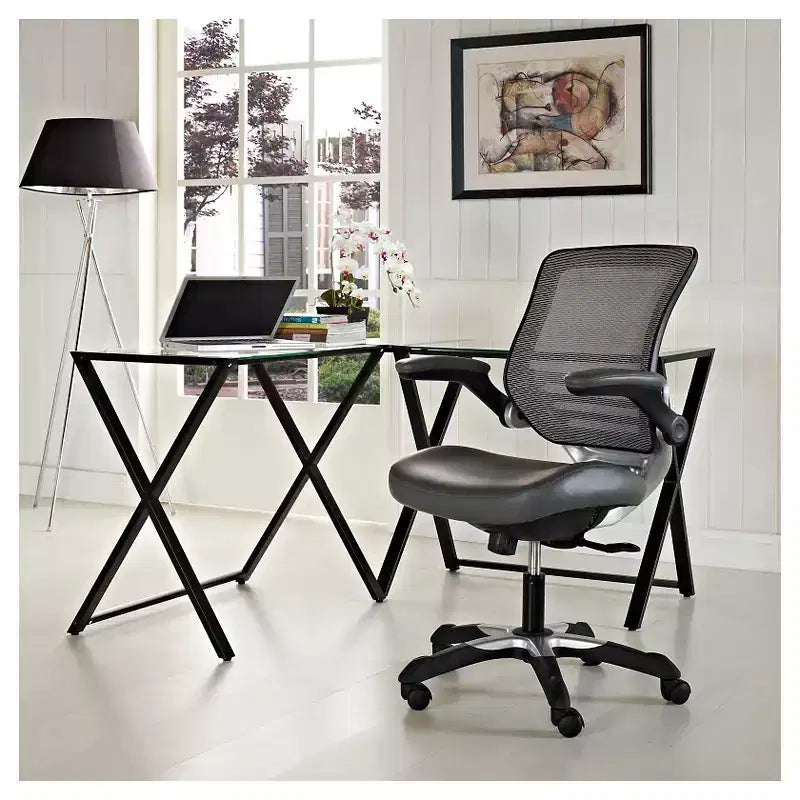 Sedia ergonomica da ufficio con schienale in rete e seduta in similpelle, altezza regolabile per casa e ufficio