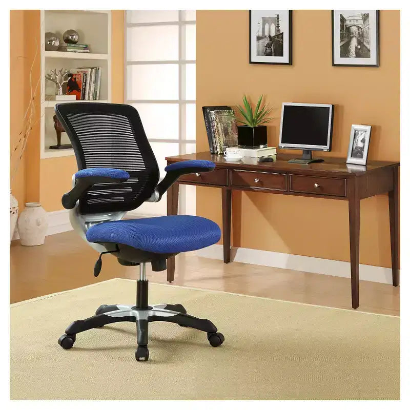 Sedia ergonomica da ufficio con schienale in rete e seduta in similpelle, altezza regolabile per casa e ufficio